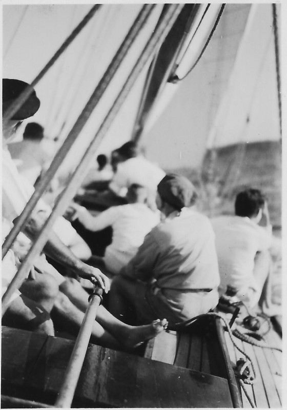 Norman Way sailing Con Smeths (8 Metre)